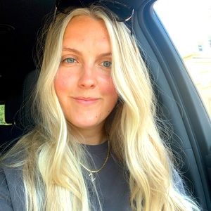 Meet your Posher, Casey